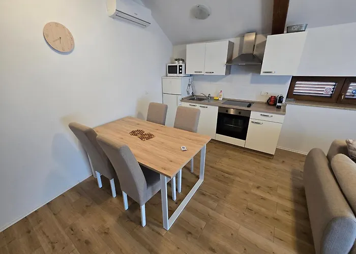 아파트 App E.n.a.