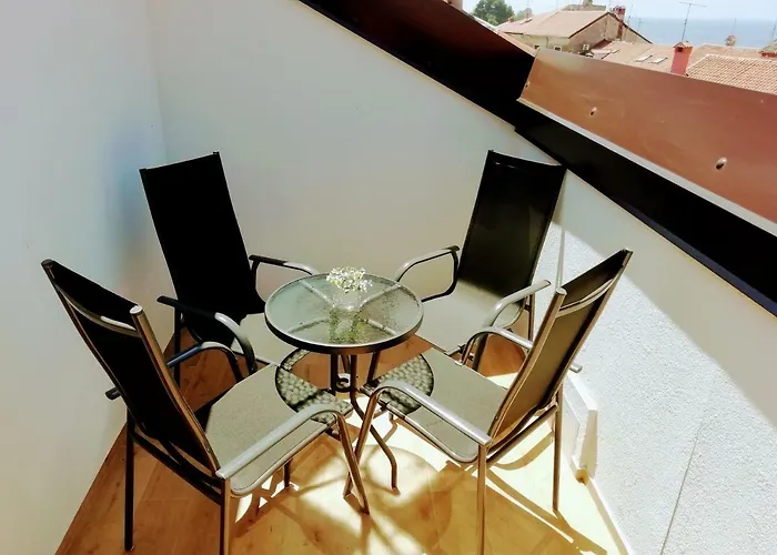 아파트 App E.n.a. *